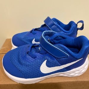 Toddler Nike Revolution 6